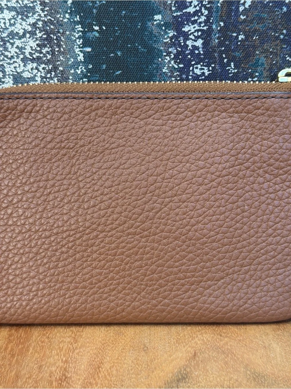 Fossil Quiet Luxury 2010’s Brown Leather Wristlet‎ Tassel Zip Wallet (VGUC)